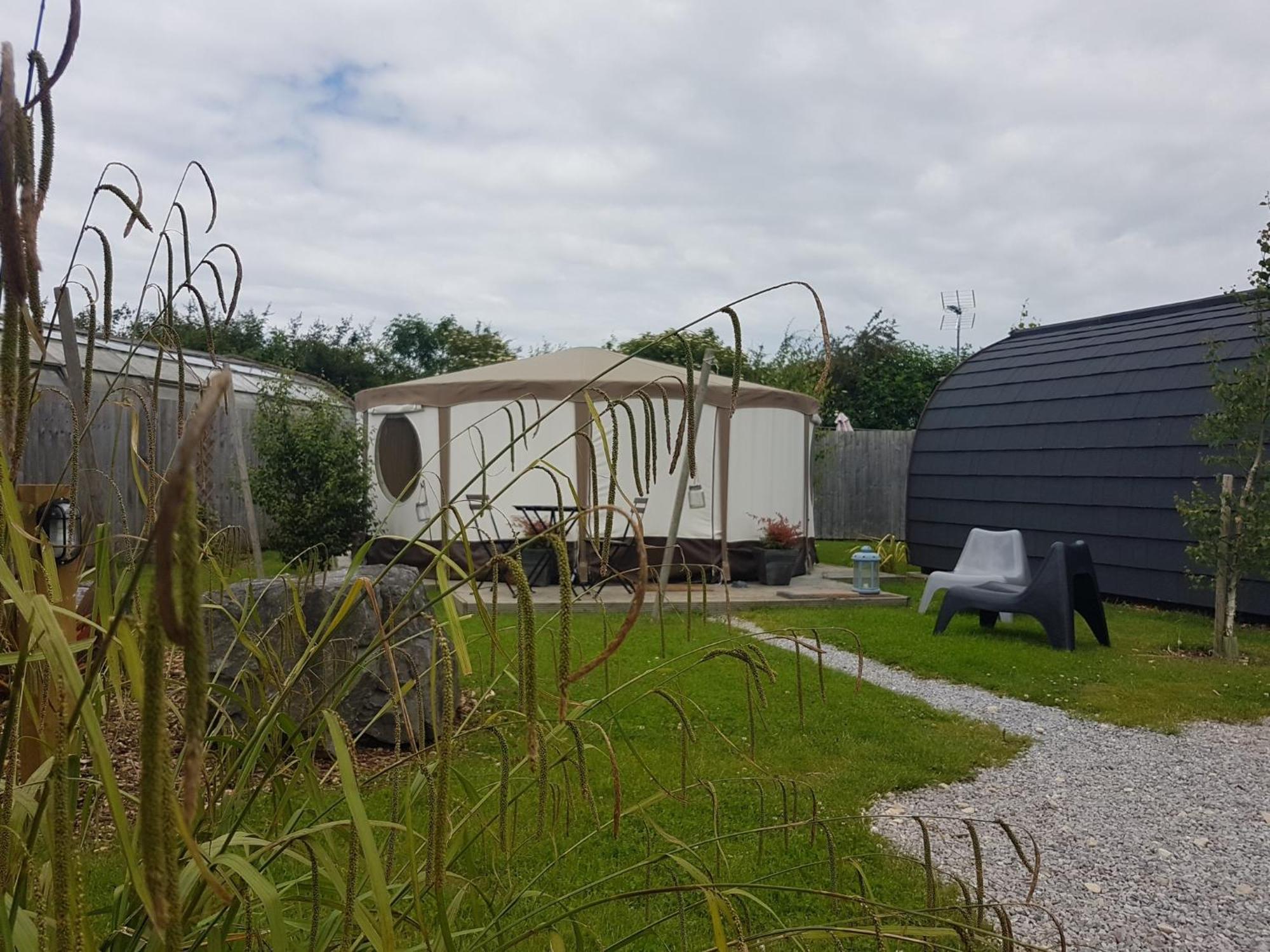 The Little Hide - Adult Only Camping Pods Wigginton  Exterior photo