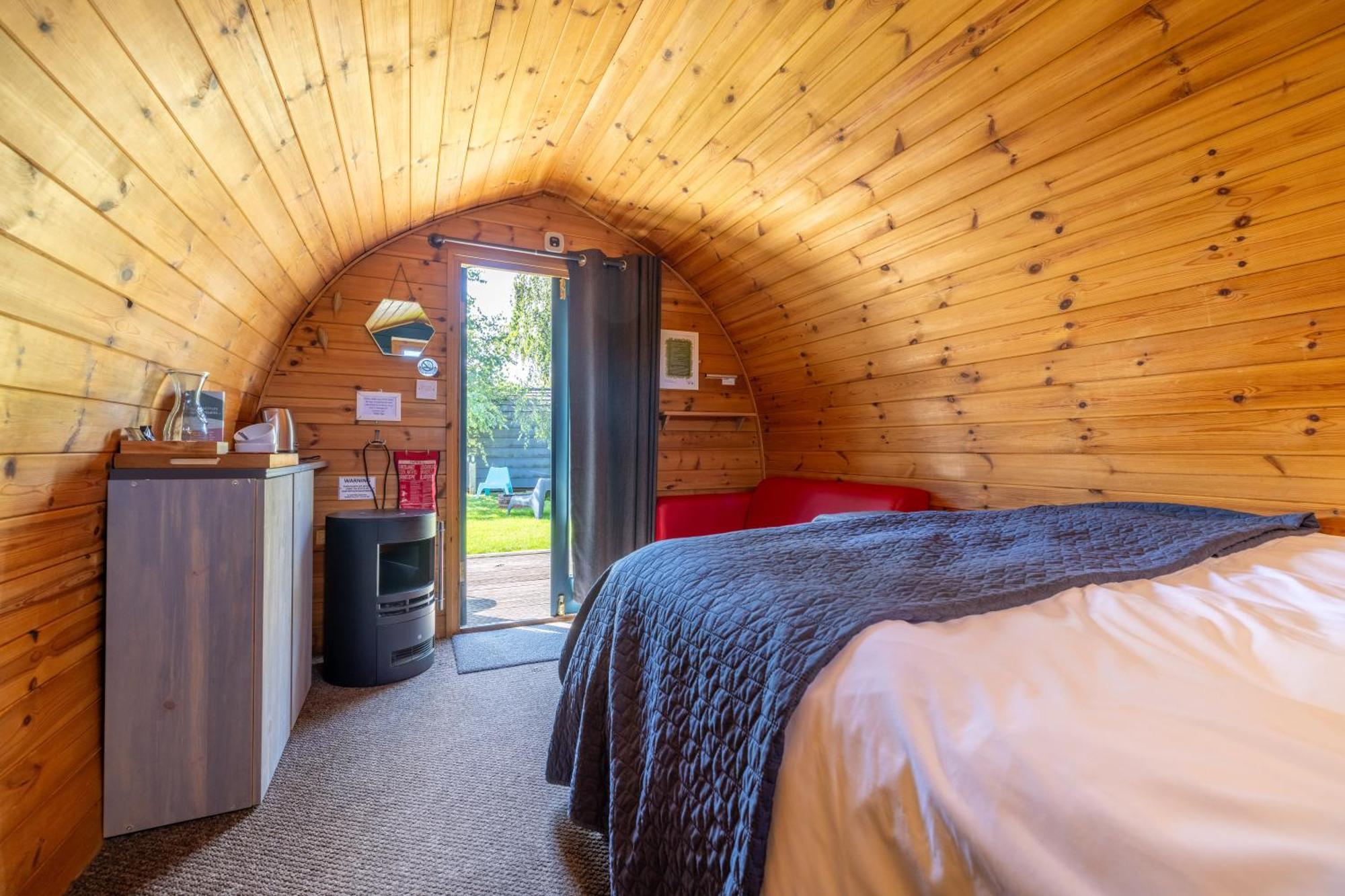 The Little Hide - Adult Only Camping Pods Wigginton  Exterior photo