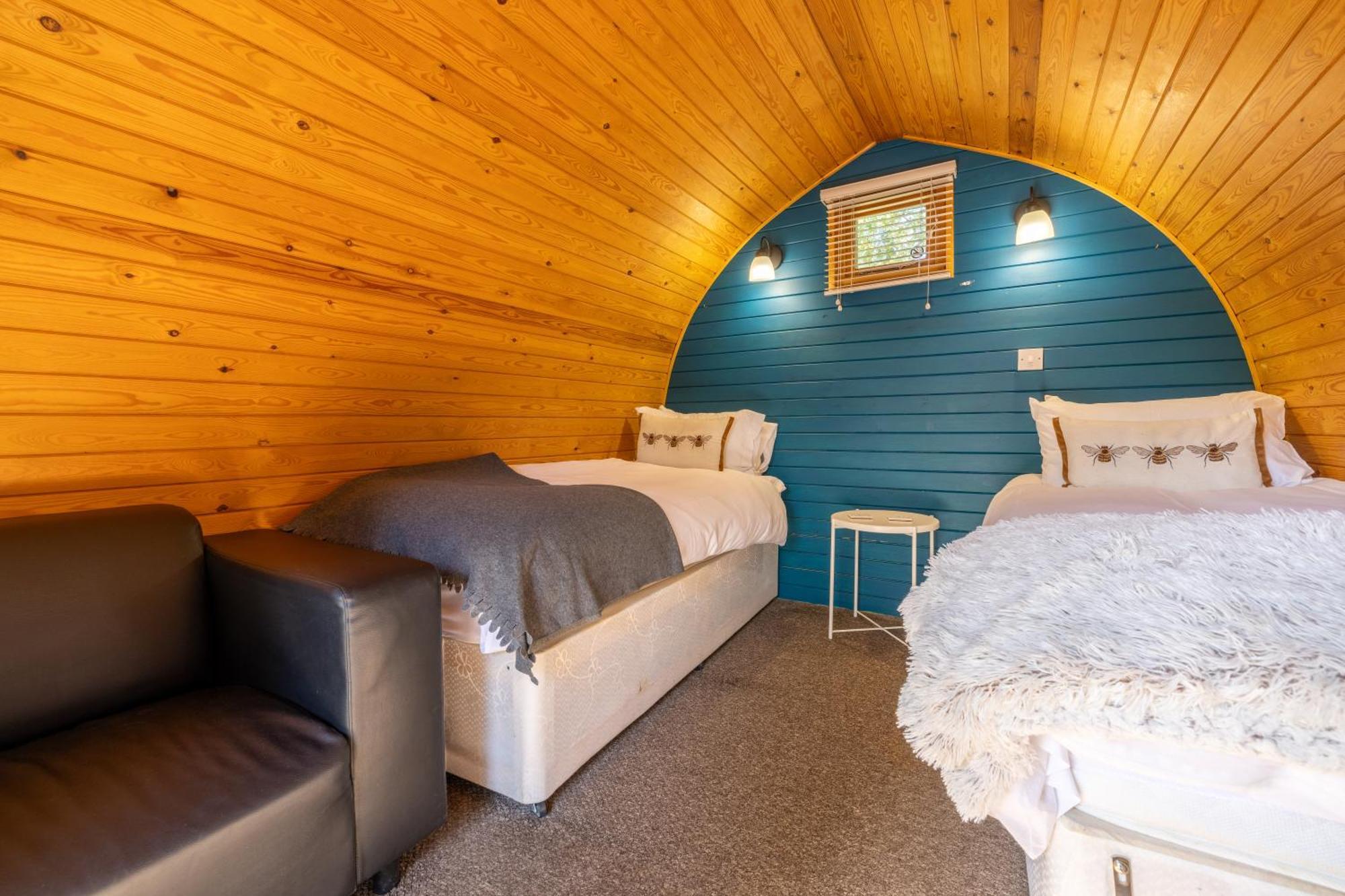 The Little Hide - Adult Only Camping Pods Wigginton  Exterior photo