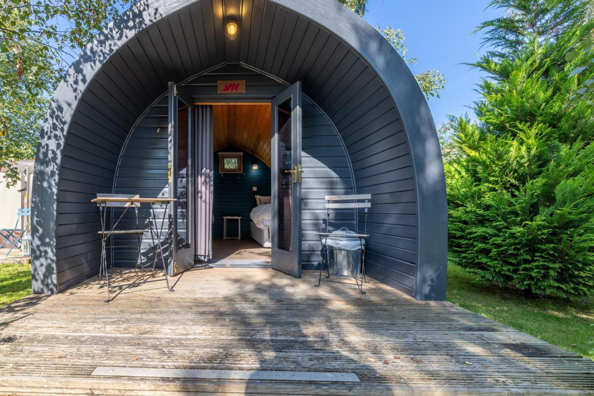 The Little Hide - Adult Only Camping Pods Wigginton  Exterior photo