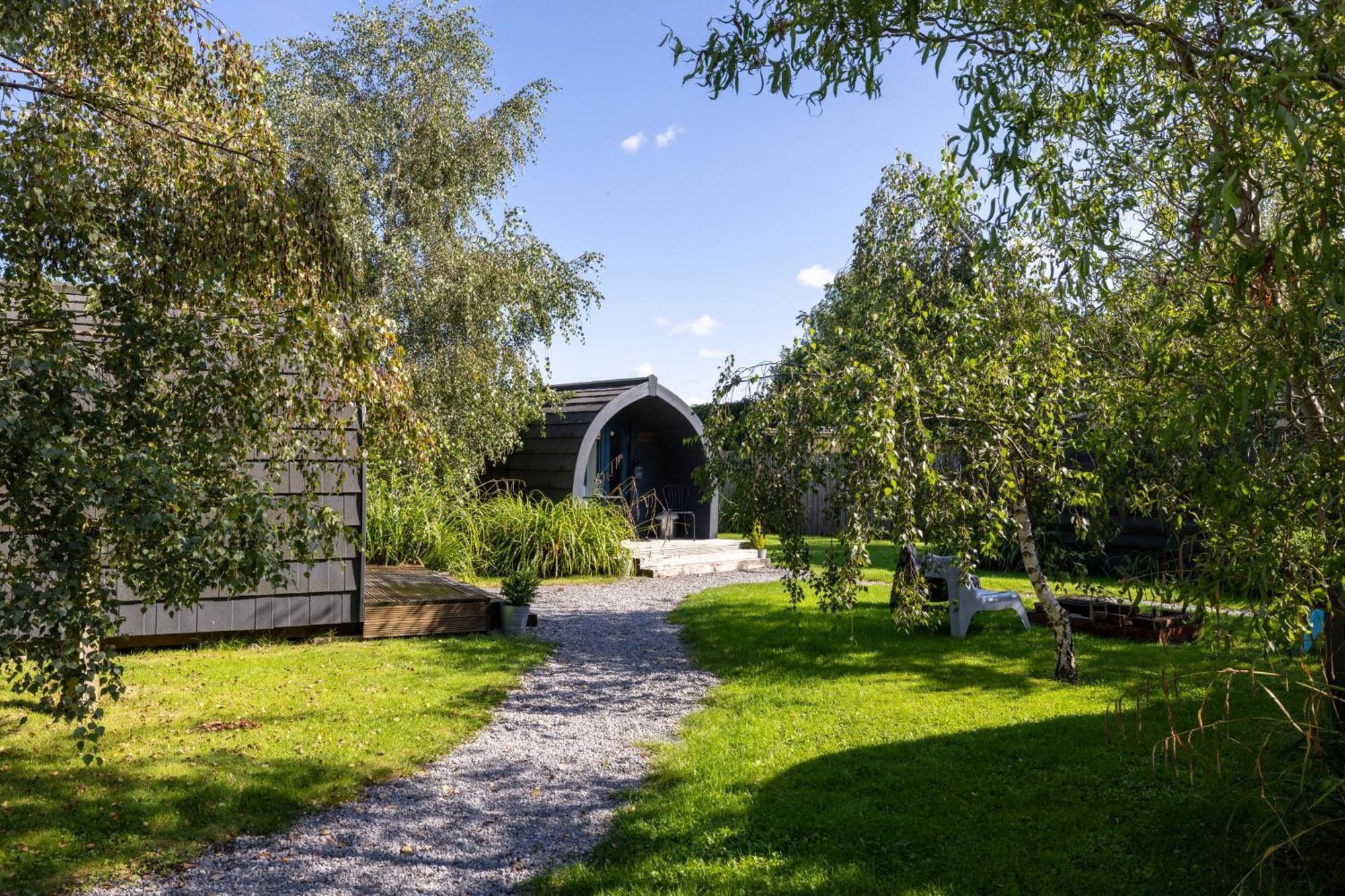 The Little Hide - Adult Only Camping Pods Wigginton  Exterior photo