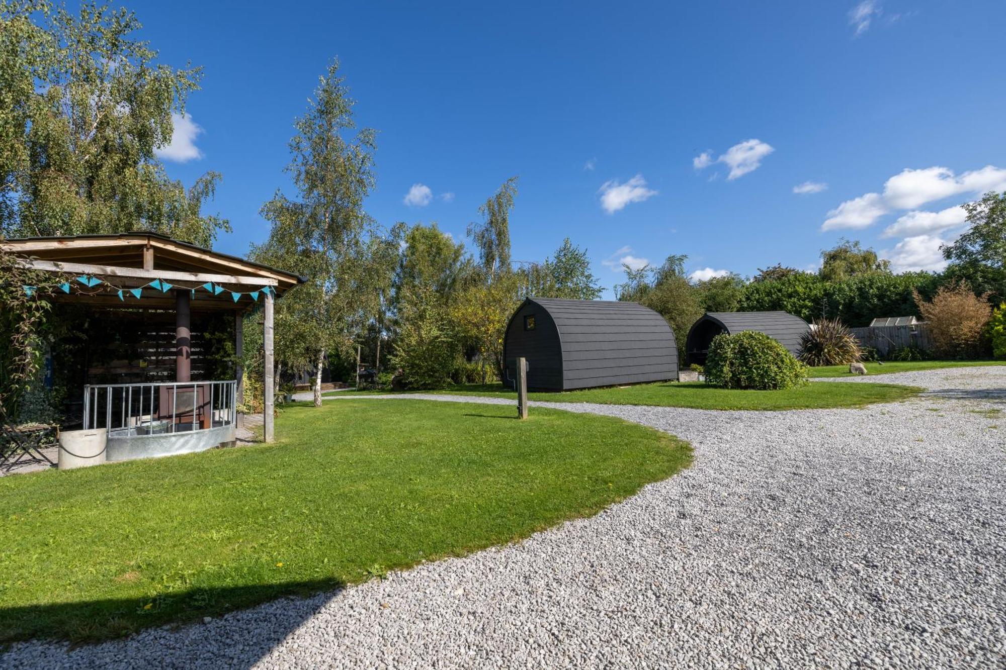 The Little Hide - Adult Only Camping Pods Wigginton  Exterior photo