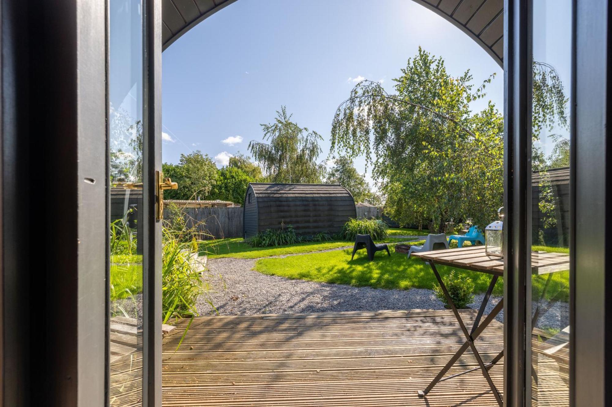 The Little Hide - Adult Only Camping Pods Wigginton  Exterior photo